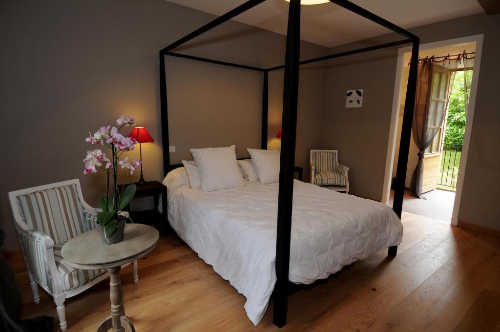 Bed and Breakfast Les Songes de l'Abbaye à Cadouin Chambre photo