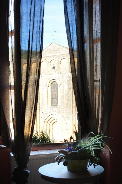 Bed and Breakfast Les Songes de l'Abbaye à Cadouin Chambre photo